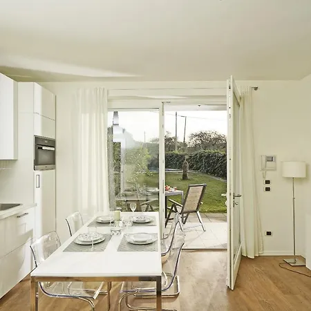 Apartment Gardagate - Blumen Salo